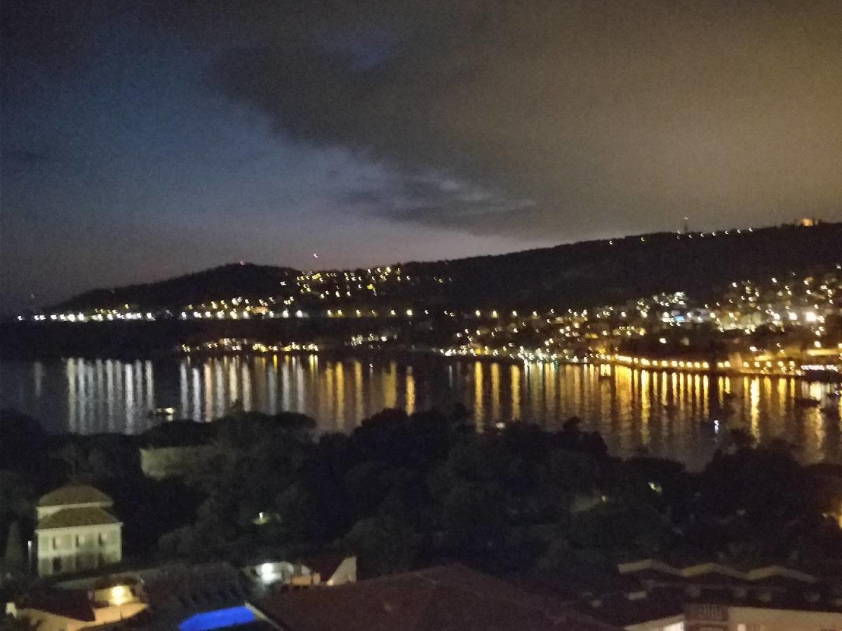 Vintage Flat Overlooking Villefranche Bay Apartman Kültér fotó