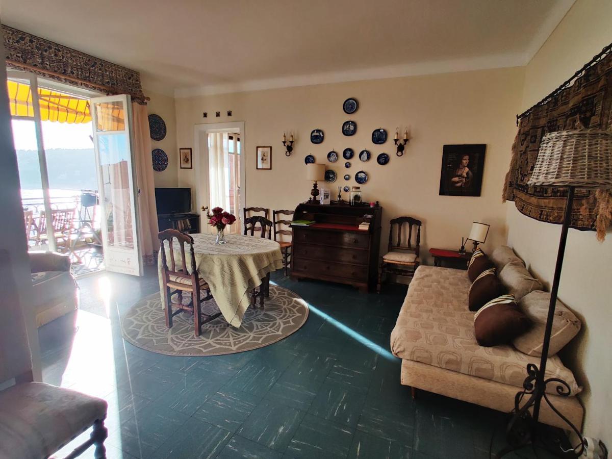 Vintage Flat Overlooking Villefranche Bay Apartman Kültér fotó